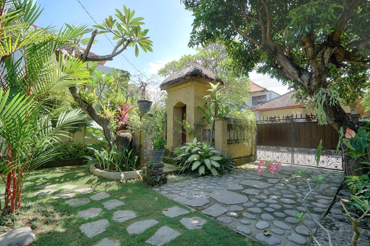 Katang - Katang Guest House دنباسار المظهر الخارجي الصورة