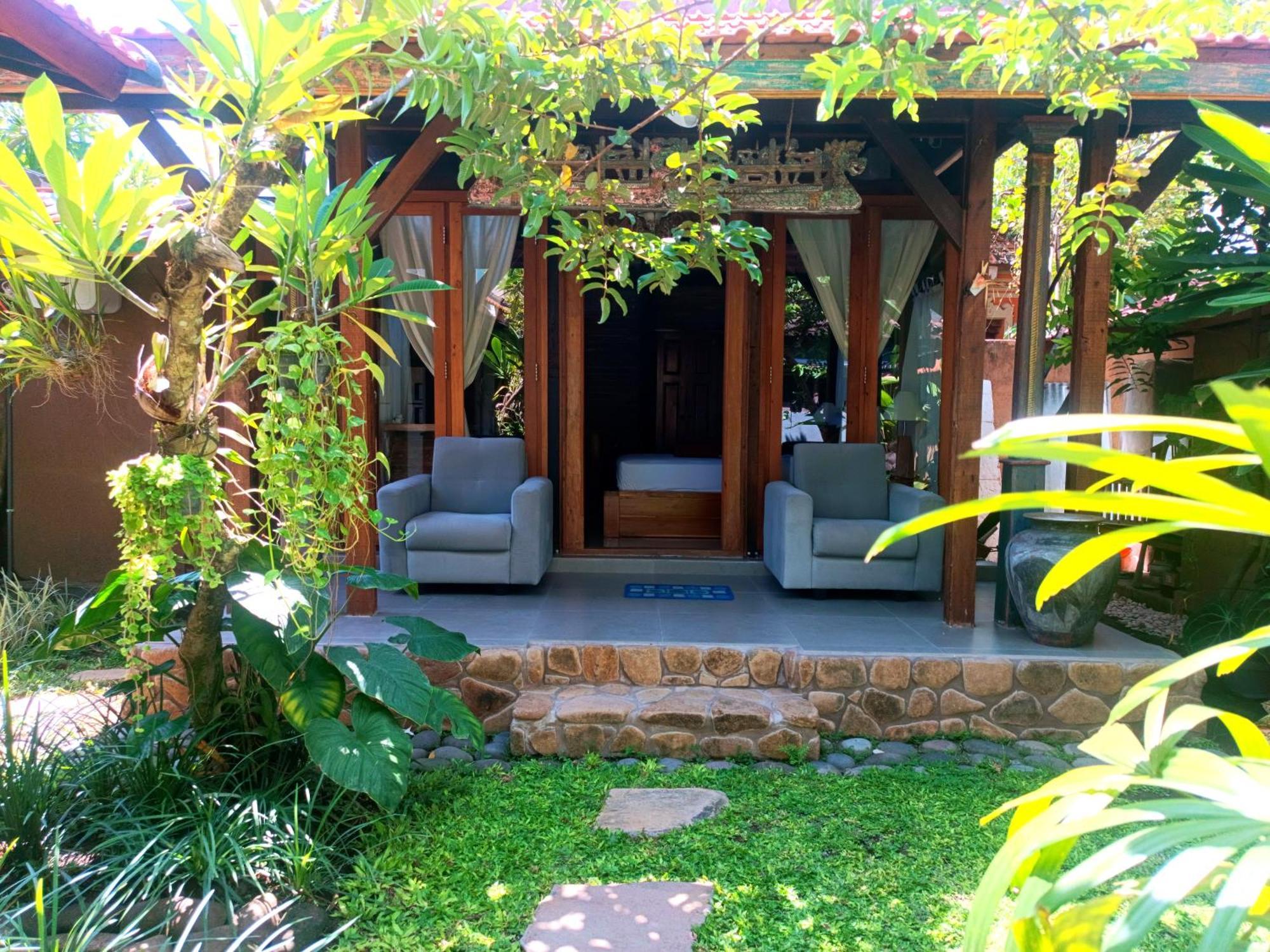 Katang - Katang Guest House دنباسار المظهر الخارجي الصورة